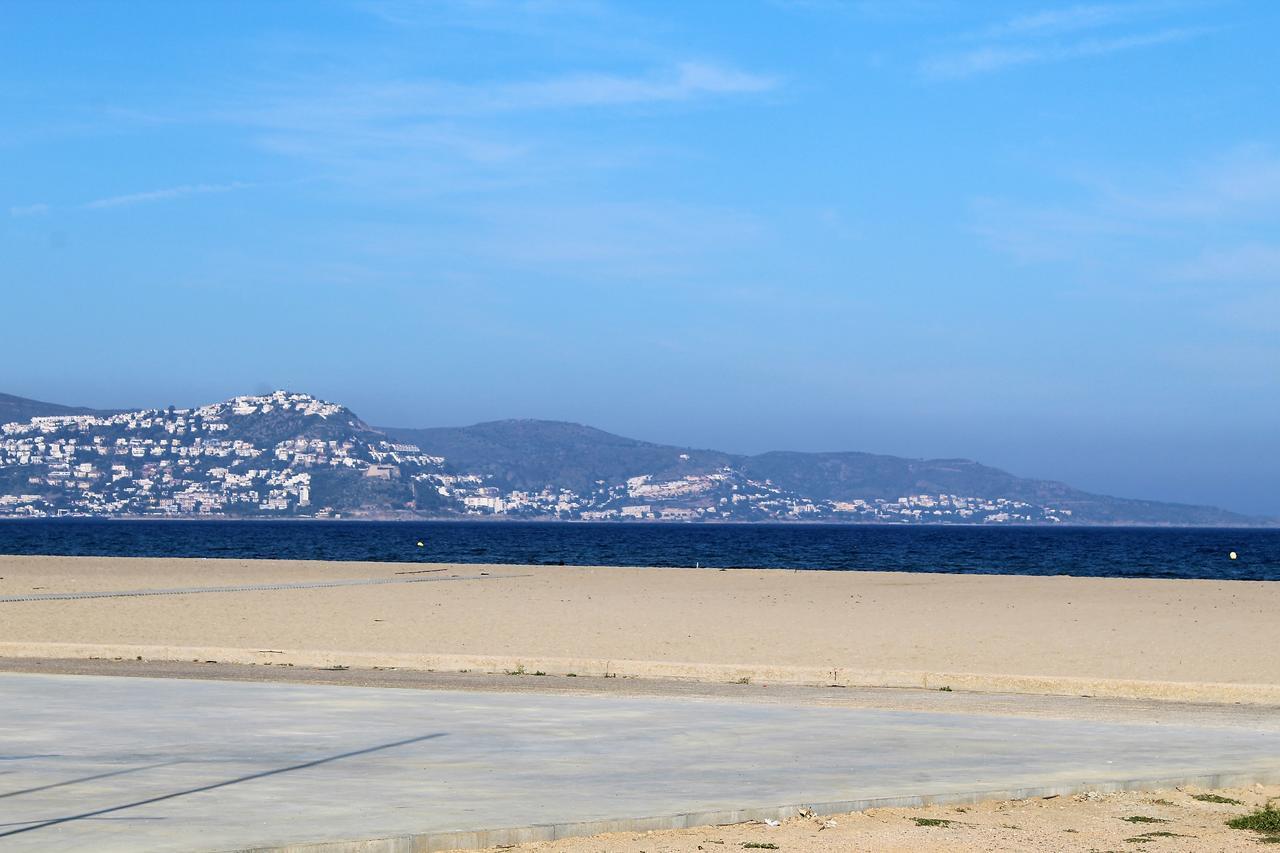 Marina Hollidays * Empuriabrava