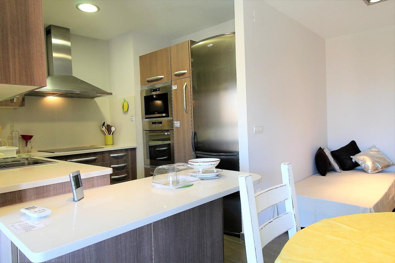 Marina Hollidays Mimosa Apartment Empuriabrava